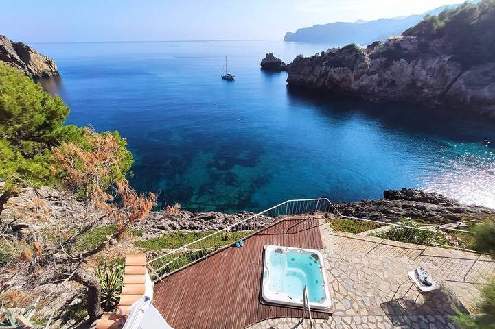 Villa für 8 Personen, mit Garten und Balkon in Deià