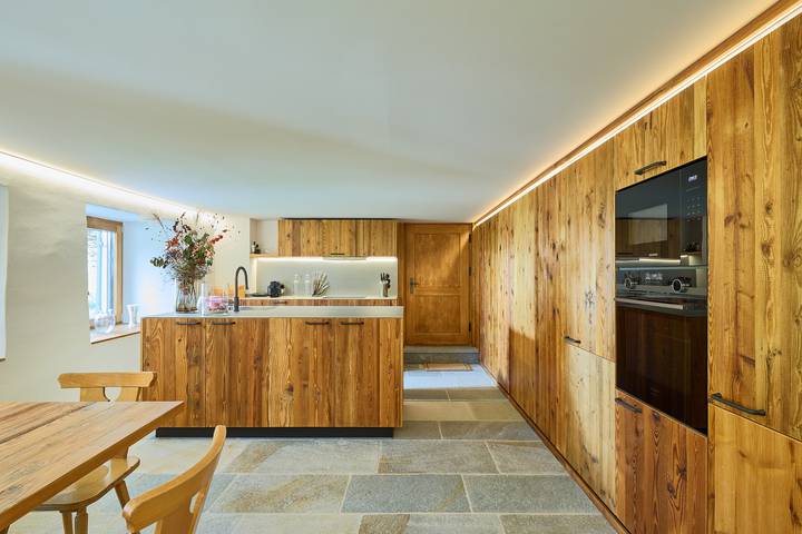 Chalet voor 4 personen, met Terras en Tuin in Montafon