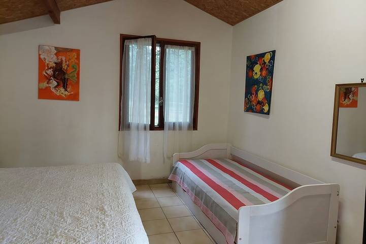 Location de vacances pour 7 personnes, avec jardin et piscine à Loubejac - 3