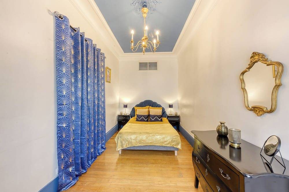 Ganze Wohnung, The Royal Court at Versailles in Versailles, Yvelines