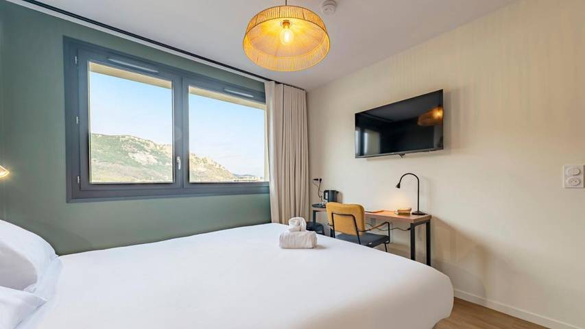 Hôtel pour 6 personnes, avec jardin à Guilherand-Granges - 2