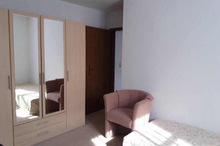 Ferienwohnung für 4 Personen, mit Balkon und Garten in Waltershausen - 3