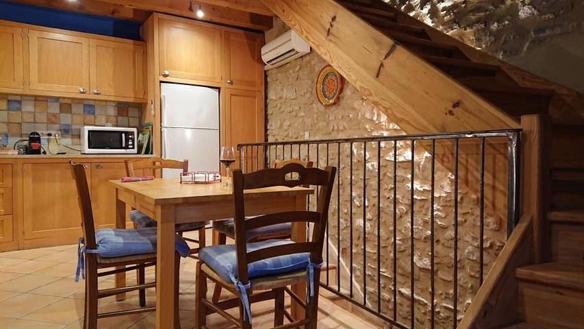 Gîte pour 4 personnes, avec vue et terrasse à Caunes-Minervois - 4