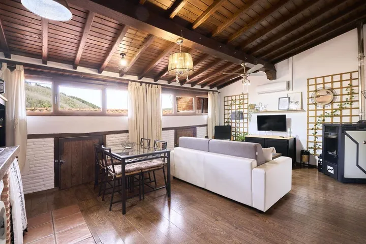 Holiday apartment for 5 people, with hot tub and terrace, child-friendly - 1