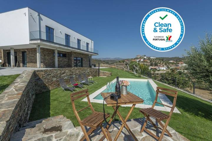 Casa de férias para 8 pessoas, com Varanda e Jacuzzi e ainda Terraço and Jardim em Mirandela