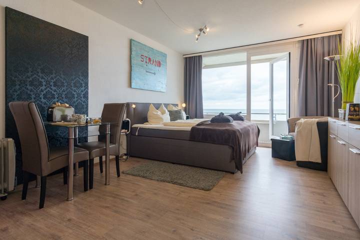 Ferienwohnung für 2 Personen, mit Meerblick und Balkon in Heiligenhafen - 2