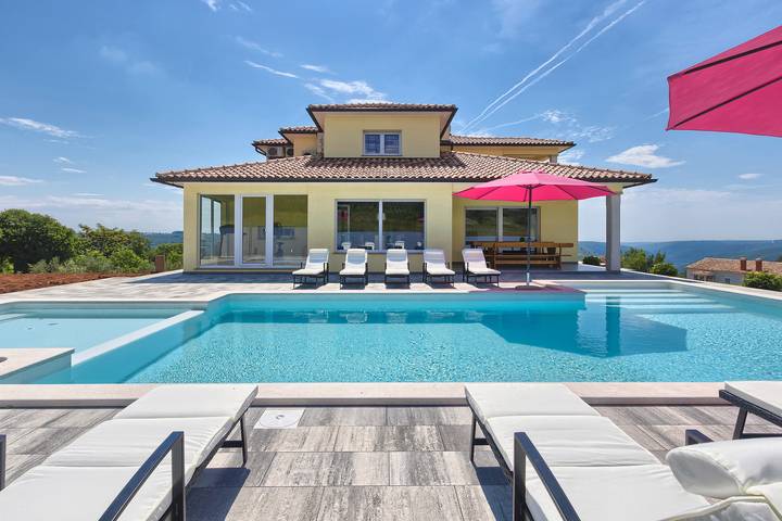 Ferienhaus für 12 Personen, mit Balkon und Balkon/Terrasse sowie Terrasse und Garten in Barban - 4