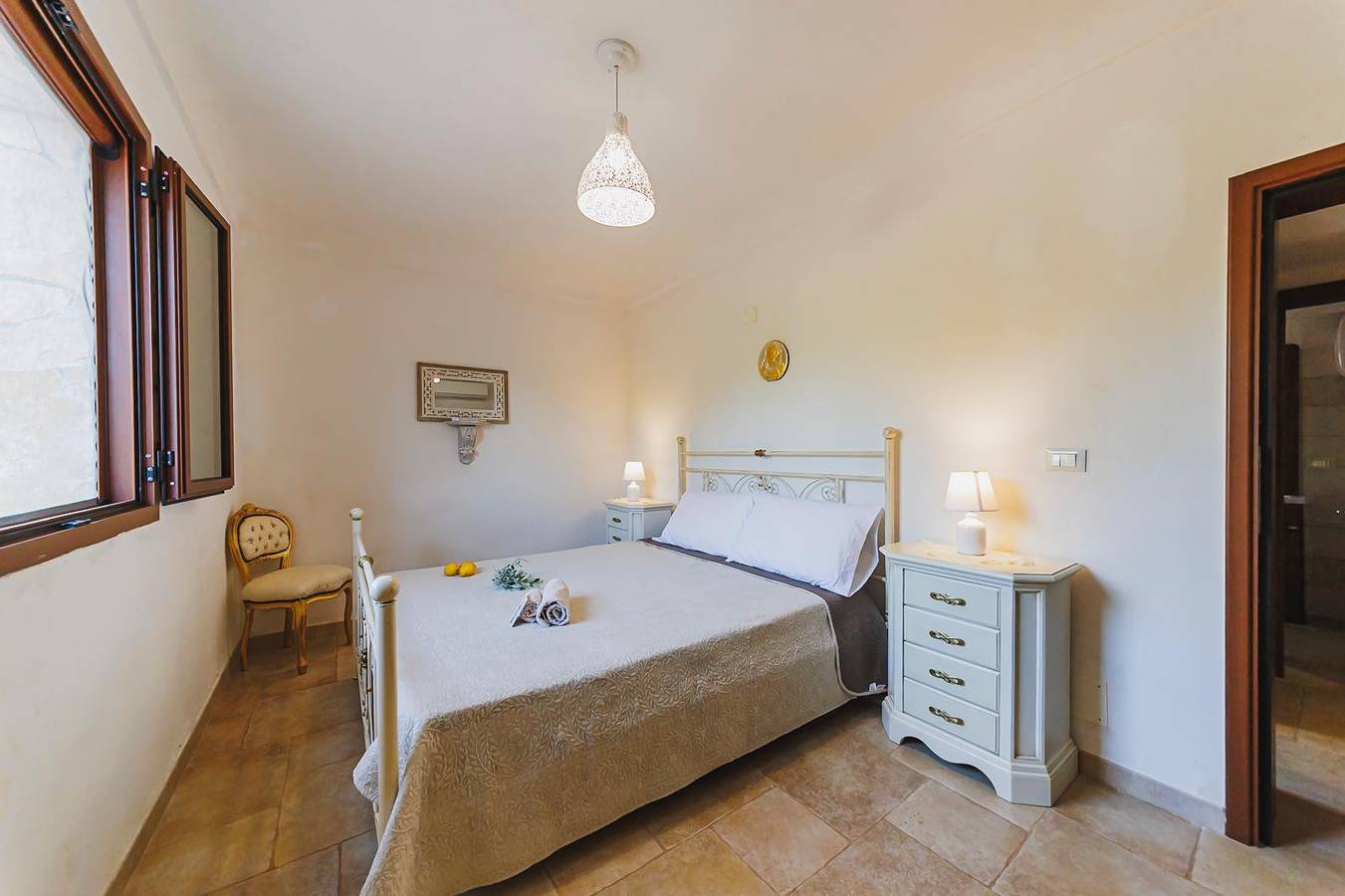 Trullo Isabella in Ceglie Messapica, Salento