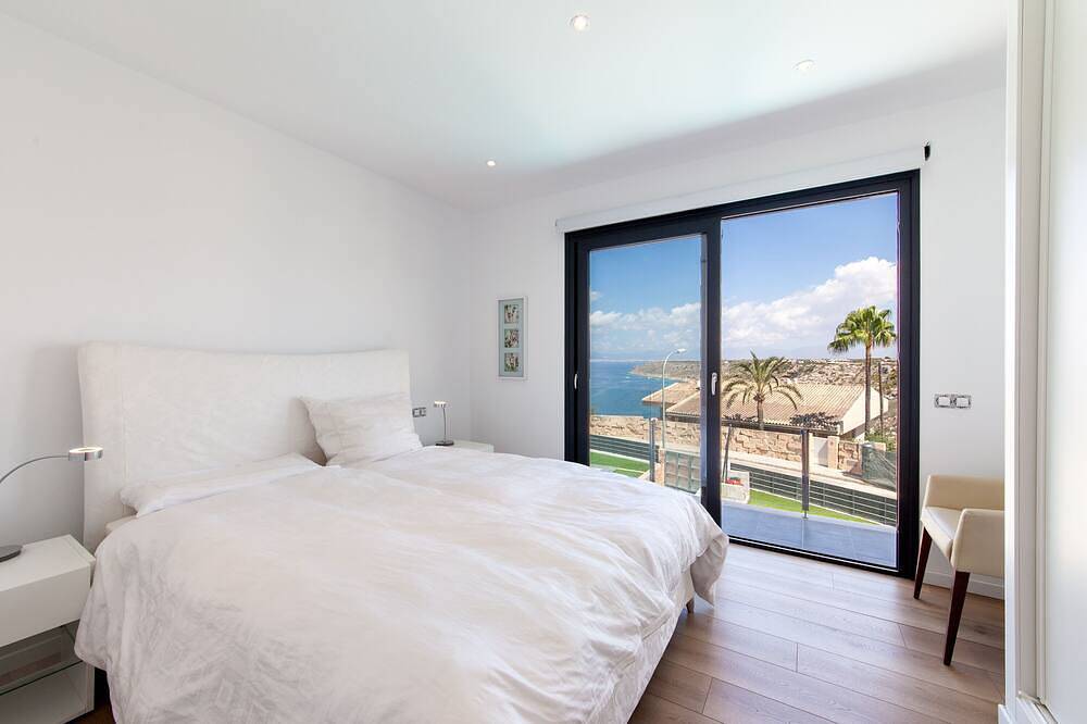 Villa de luxe vue mer avec piscine privée in Badia Blava, Llucmajor