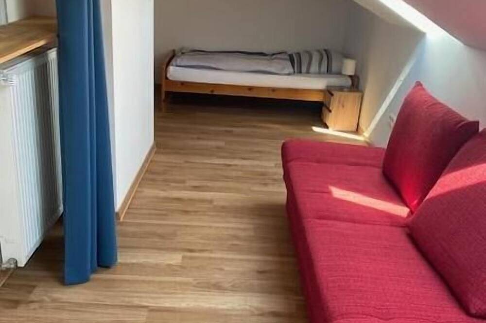 Ganze Wohnung, Ferienwohnung (61qm) mit Gartenblick in Essing, Altmühltal