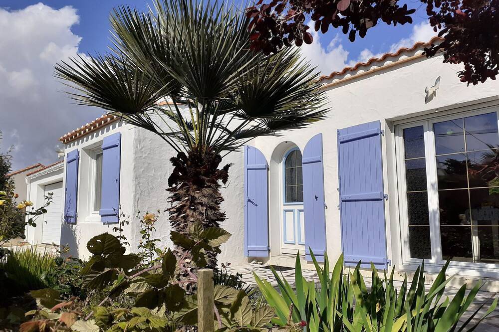 Maison avec Jacuzzi près des plages in La Plaine-sur-Mer, Côte de Jade