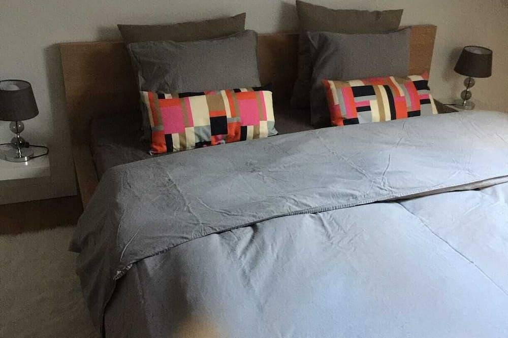 Entire apartment, Residence Pagodas 13 in Brussels, Brussels region