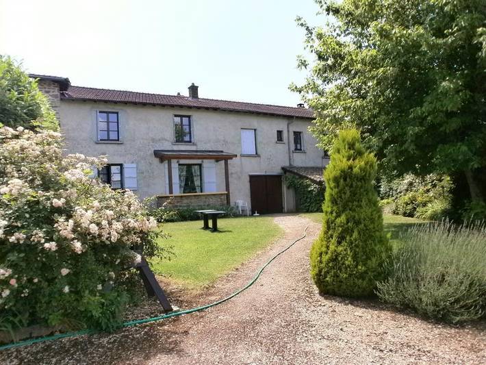 Gîte pour 4 personnes, avec Terrasse et Jardin