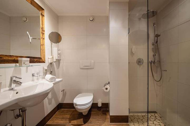 Maison d’hôte pour 2 personnes, avec Jacuzzi et Jardin ainsi que Piscine et Sauna à Pertisau - 2