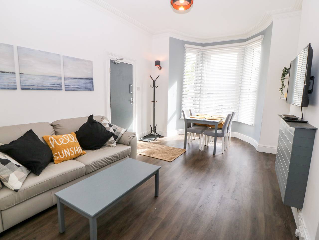 Entire apartment, Rothlea (Flat 1) in Pwllheli, Gwynedd