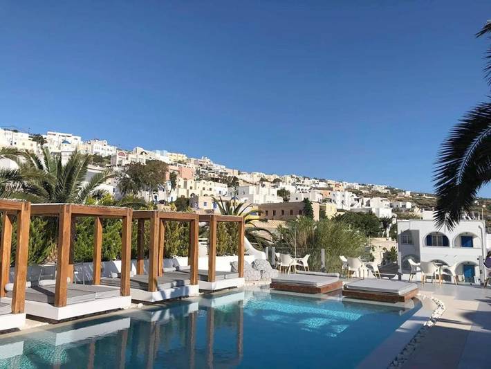 Hôtel pour 2 personnes, avec piscine ainsi que terrasse et vue