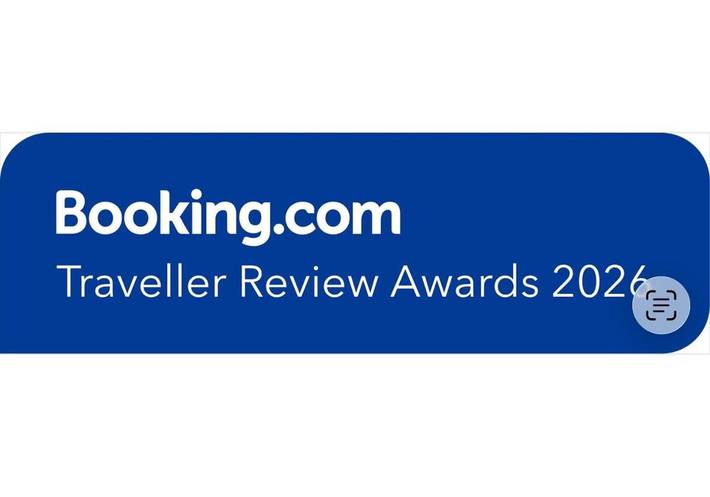 Gîte pour 3 personnes, avec vue ainsi que piscine et jardin, animaux acceptés à Saint-Julien-les-Rosiers - 2