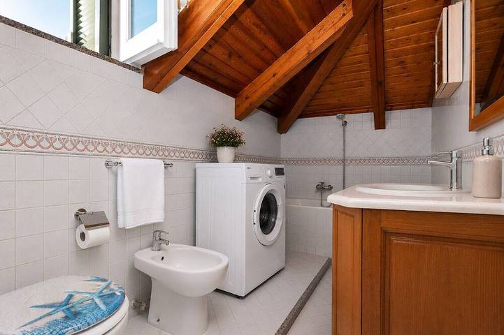 Cozy Attic in the Heart of the Pearl of the Amalfi Coast in Minori, Sorrento Coast