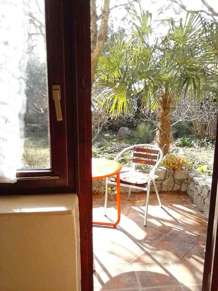 Gîte pour 4 personnes, avec balcon/terrasse à Cres
