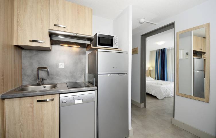 Gîte pour 4 personnes, avec piscine, animaux acceptés dans Thermes des Hespérides - 3