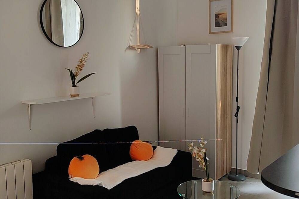 Entire apartment, La Bulle - Studio Near Paris - Nature and Tranquility in Villeneuve-Saint-Georges, Val-de-Marne