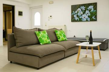 Gîte pour 4 personnes, avec jardin dans Gouves