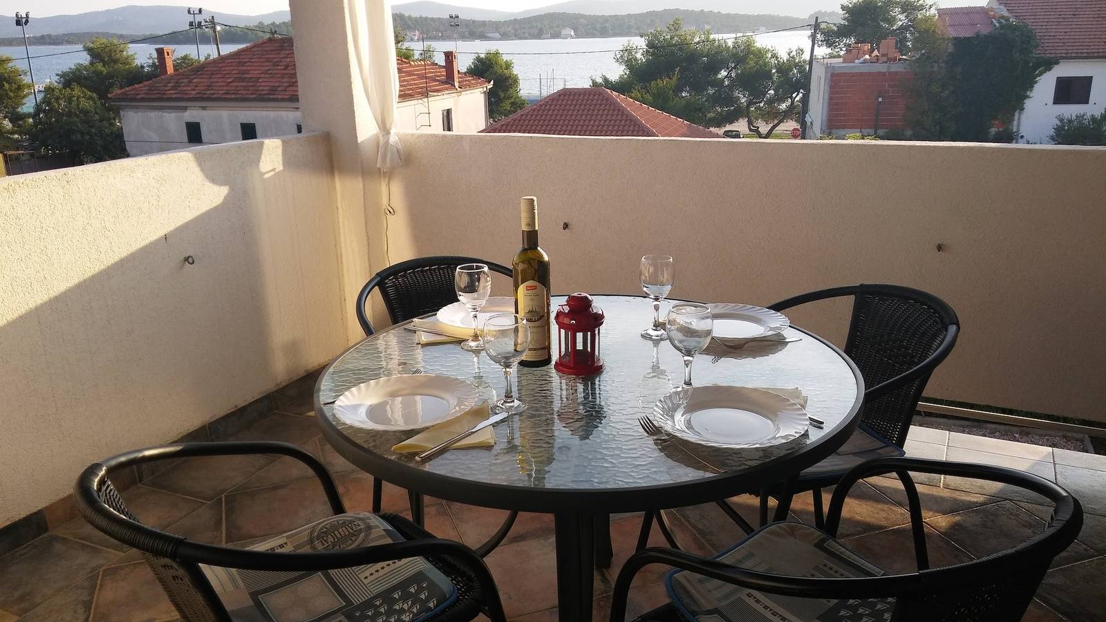 Entire apartment, One bedroom apartment with terrace and sea view Turanj, Biograd A-6177-c in Općina Sveti Filip i Jakov, Zadar