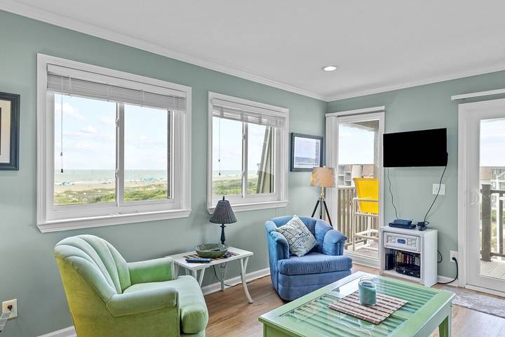 Vacation rental for 6 people, with pool and balcony in Atlantic Beach