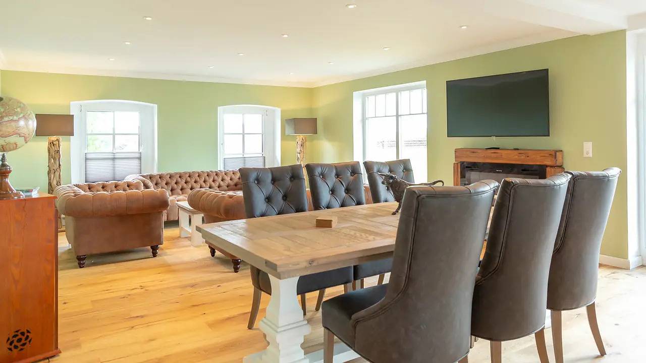Ganze Ferienwohnung, Ferienwohnung für 6 Personen (200 m²) in Klein Upahl in Klein Upahl, Naturpark Nossentiner/Schwinzer Heide