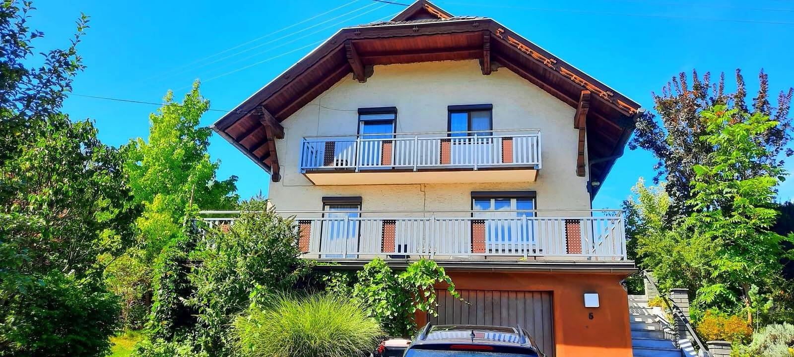 Ganze Wohnung, Apartment „Haus Gabriele“ mit Bergblick, Gemeinschaftsterrasse und Wlan in Karawanken und Bachergebirge, Sankt Jakob im Rosental