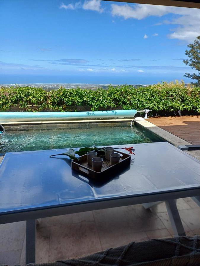 Maison de vacances pour 6 personnes, avec piscine ainsi que vue et jardin