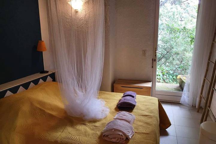 Villa Les Oliviers breathtaking sea and mountain views in Sartena, Sartène e dintorni