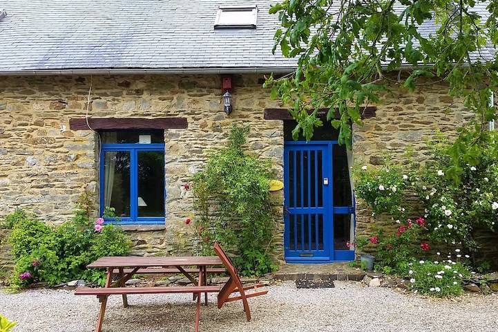 Gîte pour 6 personnes, avec terrasse et jardin à Saint-Mayeux