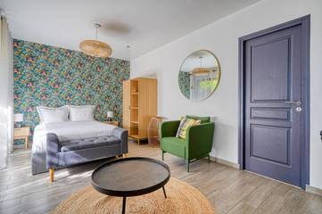Gîte pour 2 personnes, avec jardin et terrasse à Brunoy