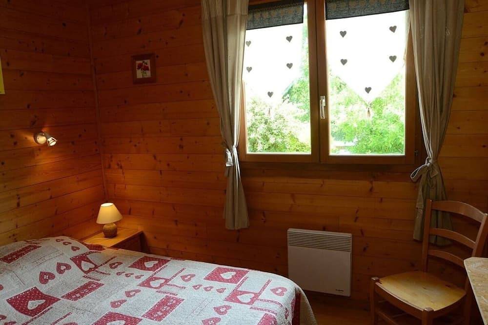 Chalet des planchettes le chamois in Marigny (Jura), Jura
