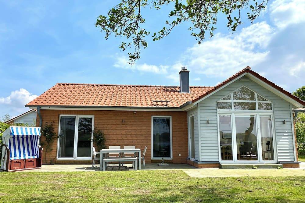 Helles 5* Ferienhaus am Schleiufer | Wlan | Sauna | Whirlwanne | Kaminofen in Schlei, Kosel