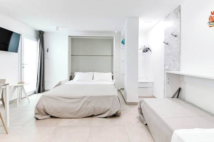 Entire apartment, Independent studio Green Studio 1 in Gabicce Mare, Pesaro-Urbino