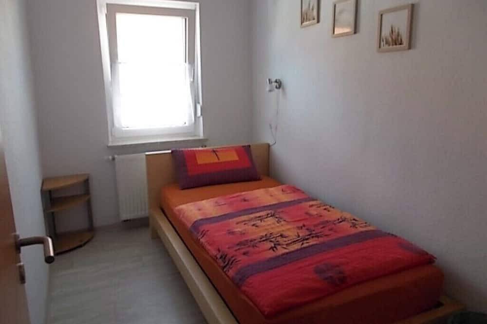 Ganze Wohnung, Ferienwohnung Illner,bis 5 Personen, W-Lan , Sauna, Hund erlaubt in Trendelburg, Hessisches Bergland