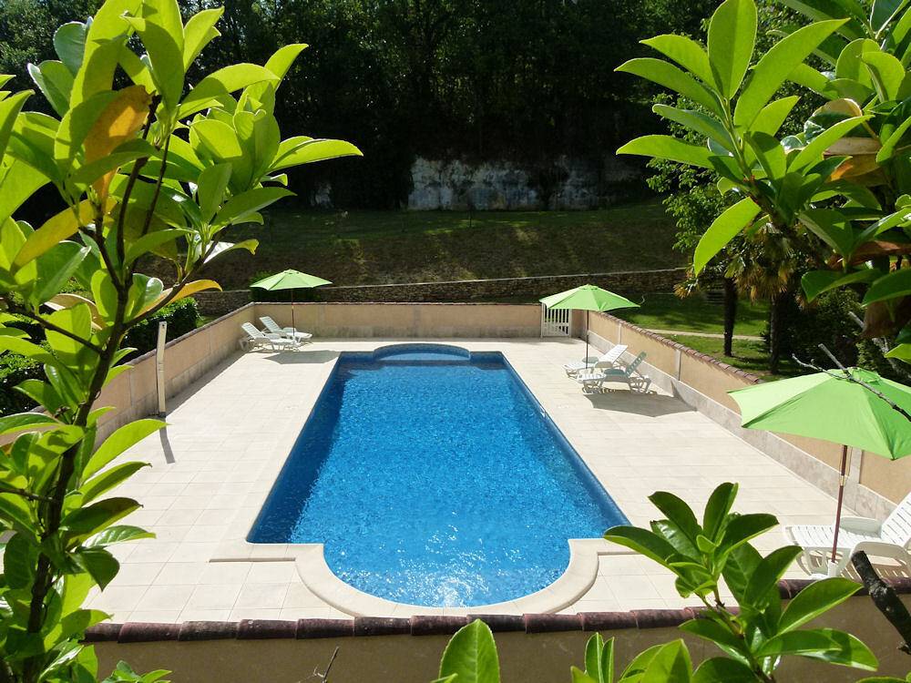 Petite maison avec piscine pour 2/3 personnes in Sarlat-la-Canéda, Périgord Noir