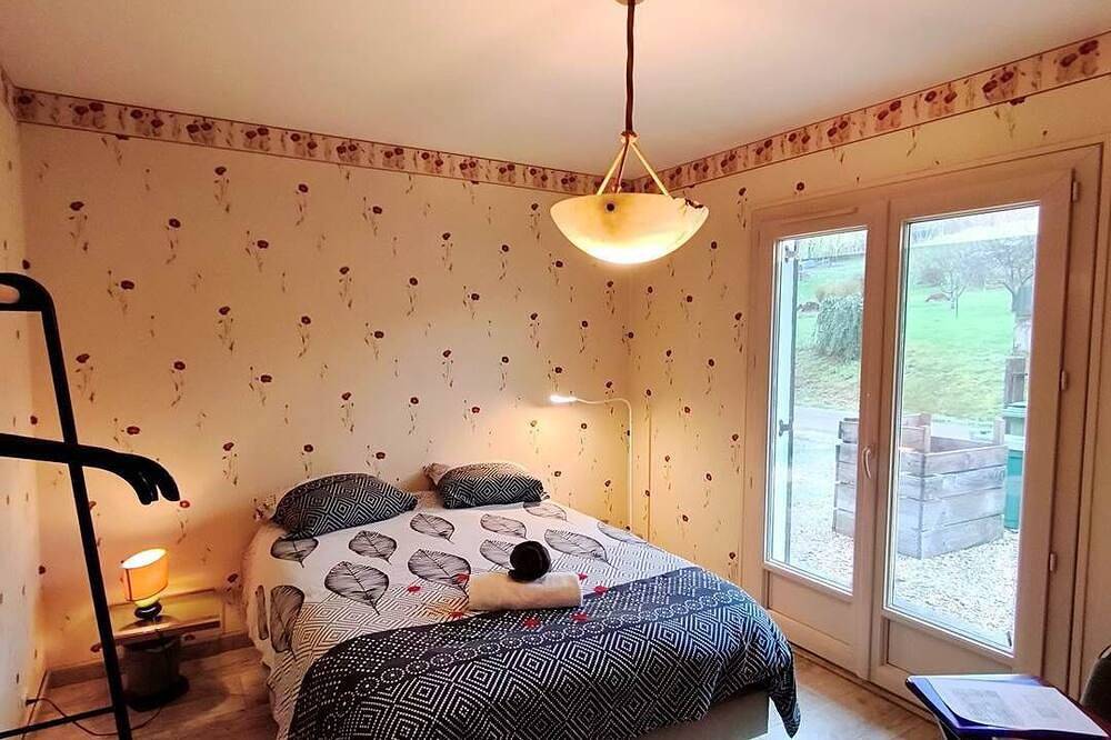 Appartement entier, Chambre au Calme - Au calme Absolu in Lindry, Région d'Auxerre