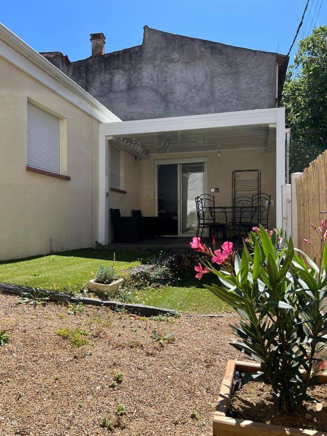 Location de vacances pour 4 personnes, avec Terrasse et Jardin à Soual