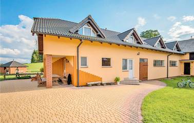 Ferienhaus für 17 Personen, mit Terrasse und Garten, mit Haustier in Pommern