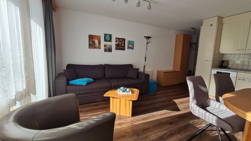 Ferienwohnung für 5 Personen, mit Balkon und Terrasse sowie Ausblick in Saas-Grund - 2