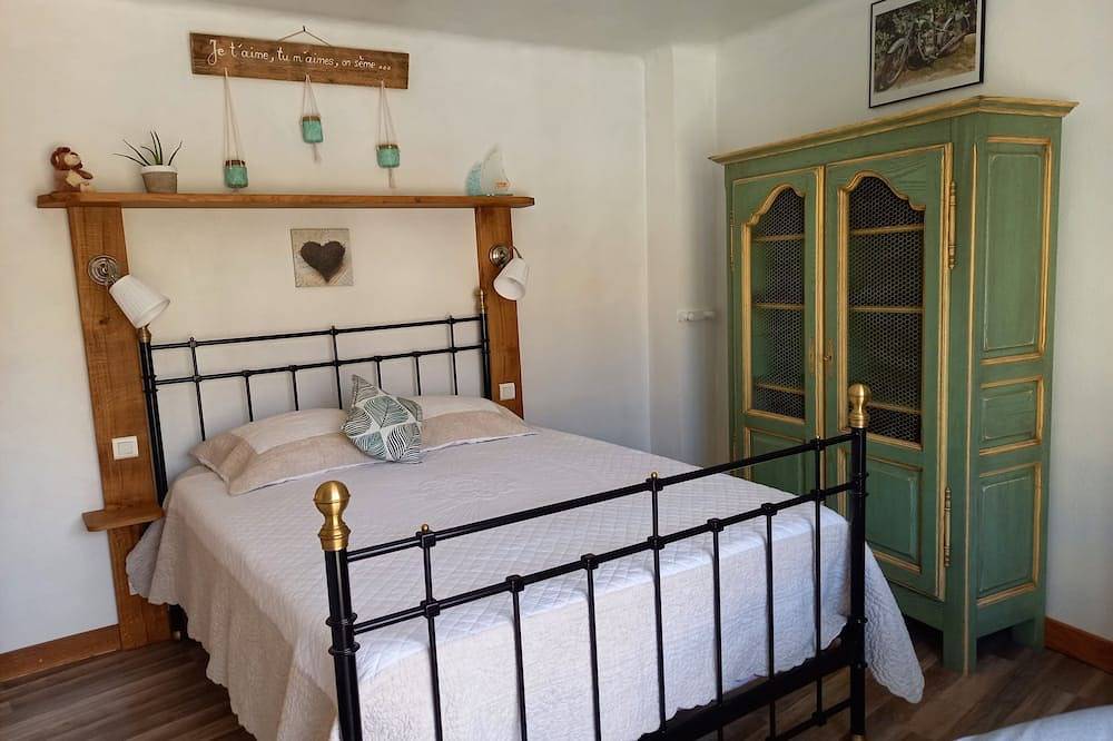 Maison dans petit hameau calme et accueillant in Comps-sur-Artuby, Parc naturel régional du Verdon