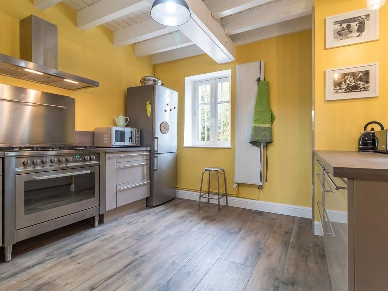 Character house near Dijon with large garden and cultural proximity in Bretenière, Dijon en omgeving