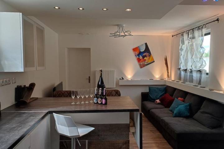 Appartement de vacances pour 8 personnes, avec jardin