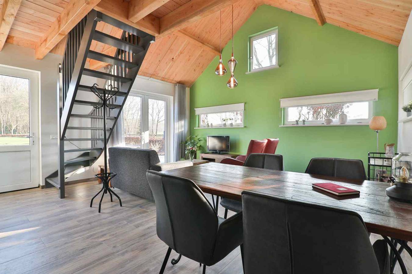 Geräumiges, freistehendes Ferienhaus für 4 Personen in Zuidwolde, Drenthe in Zuidwolde, Drenthe