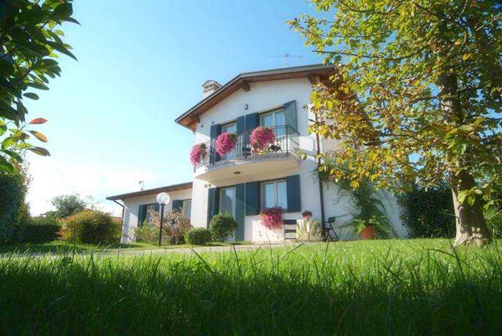 Appartamento per 2 persone, con Terrazza e Giardino nonché Panorama a Portogruaro