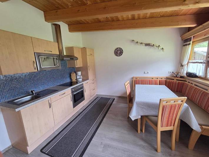 Ganze Ferienwohnung, Appartement 2. Og in Sautens, Ötztal