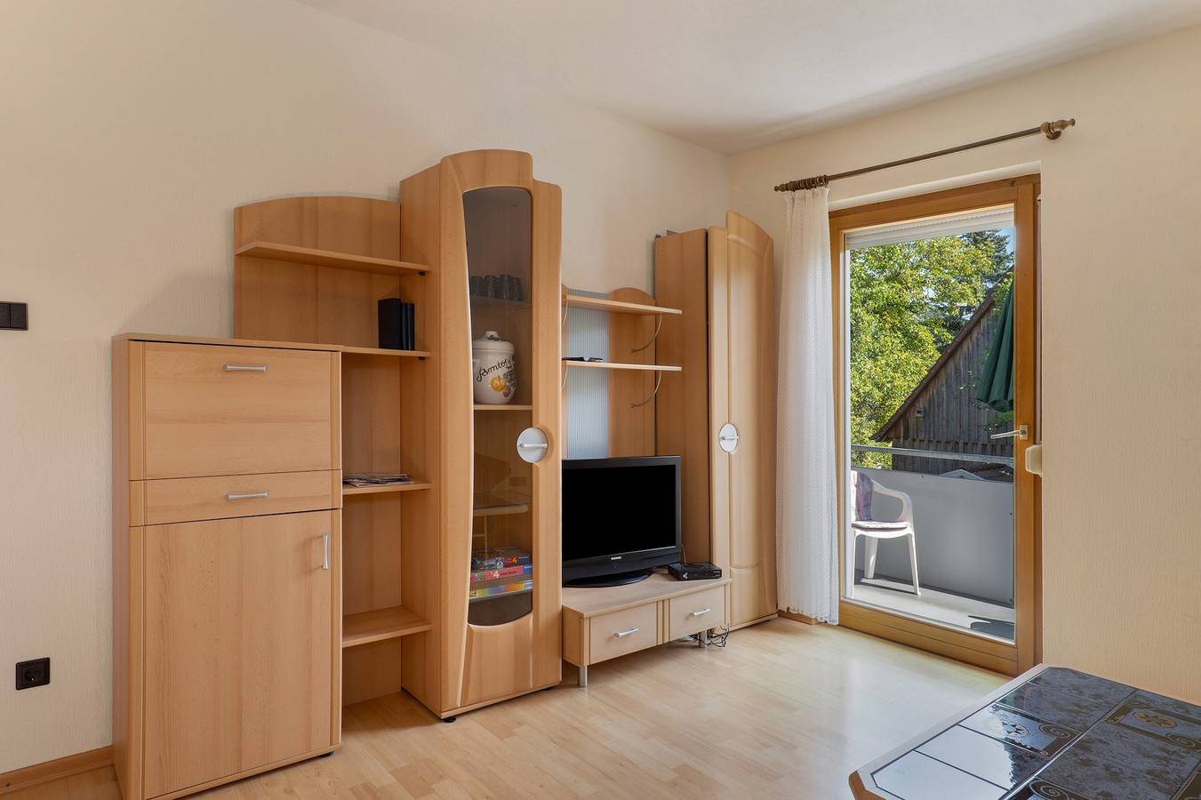 Ganze Wohnung, Ferienwohnung 'Holunderbusch' mit Balkon und Wi-Fi in Obersulm, Kurpfalz
